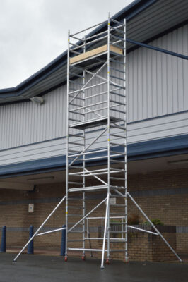 Scaffold tower