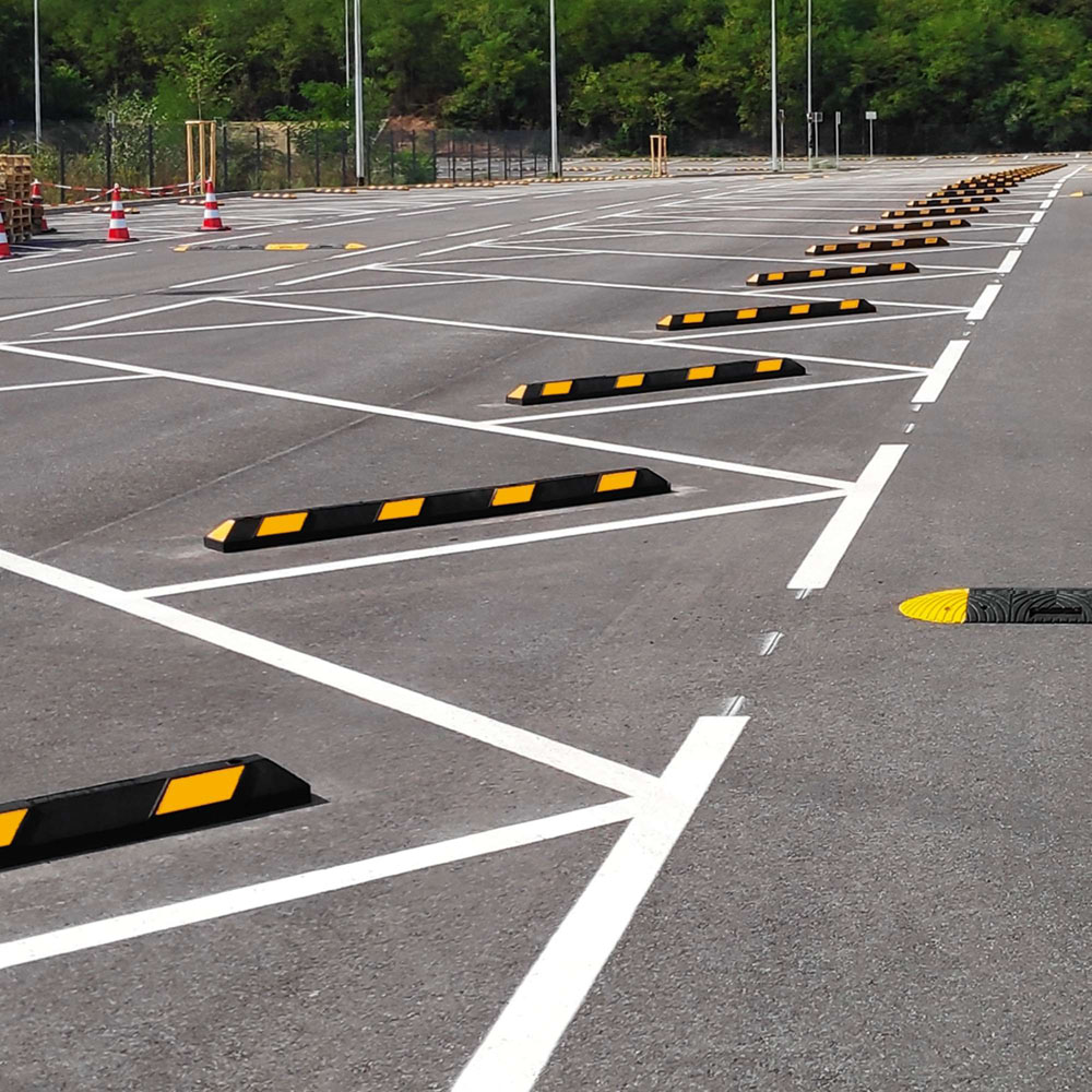 Barriers & Traffic Control