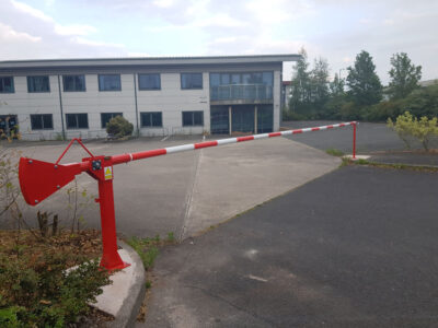 Manual Raise Arm Barrier