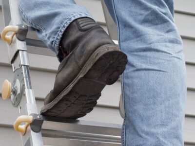 How to Choose the Right Steps or Ladder for Your Workplace