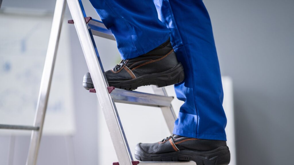 Warehouse Steps and Ladders